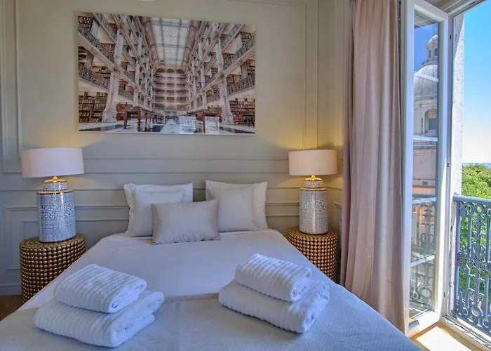 Apartman Glamorous And Alfama Riverview