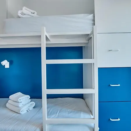 Апартаменты Glamorous And Alfama Riverview *