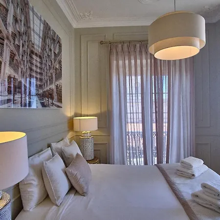 Glamorous And Alfama Riverview