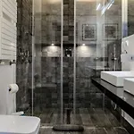 Glamorous And Alfama Riverview