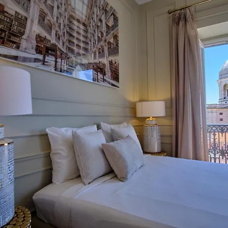 Glamorous And Alfama Riverview * Lisbona